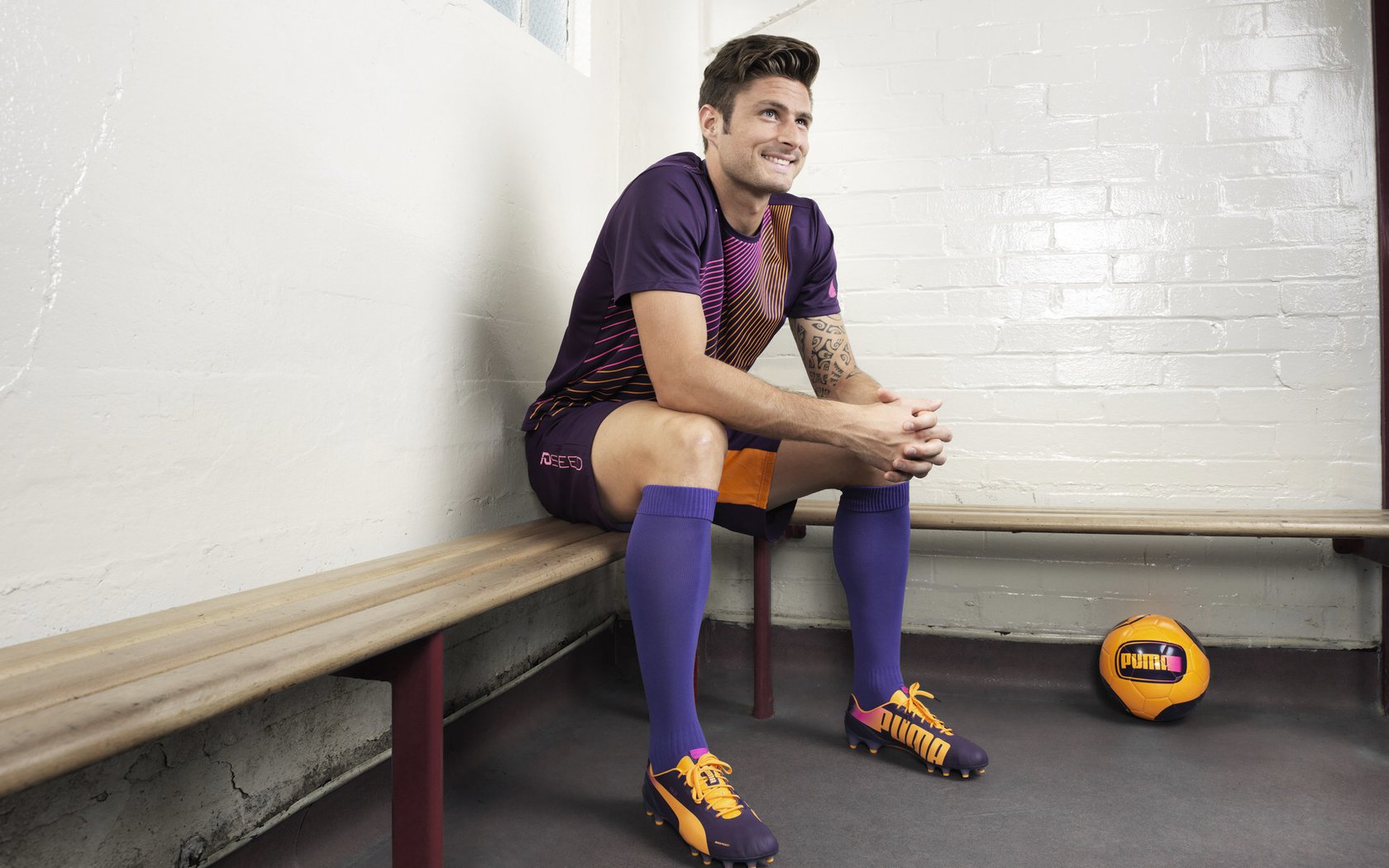 北欧风暴席卷地中海，挪威战术完胜尼斯，阿拉巴展现大师级统治力